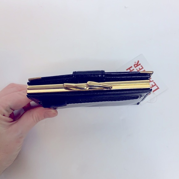 English Leather | Black Leather Gold Snap Wallet | Change Purse | Card Carrier - Picture 3 of 9